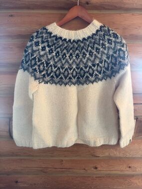NWT! Icewear Wool Women's Crewneck Sweater Cream with Dark Gray Nordic Yoke XL